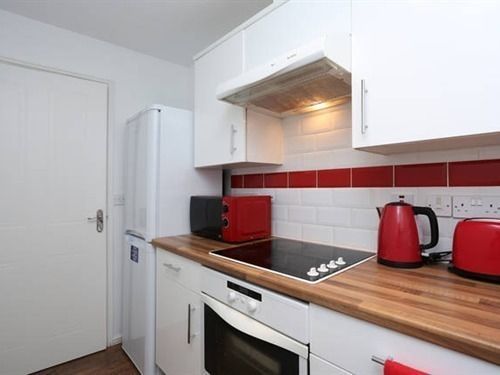 Quiet Riverside Apartment London Exterior photo